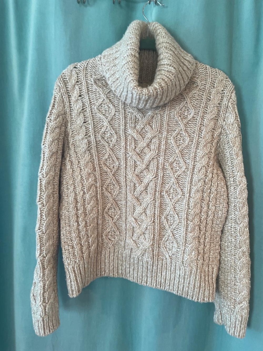 Banana Republic Heavyweight Wool Cable Knit Turtleneck Sweater in Oatmeal